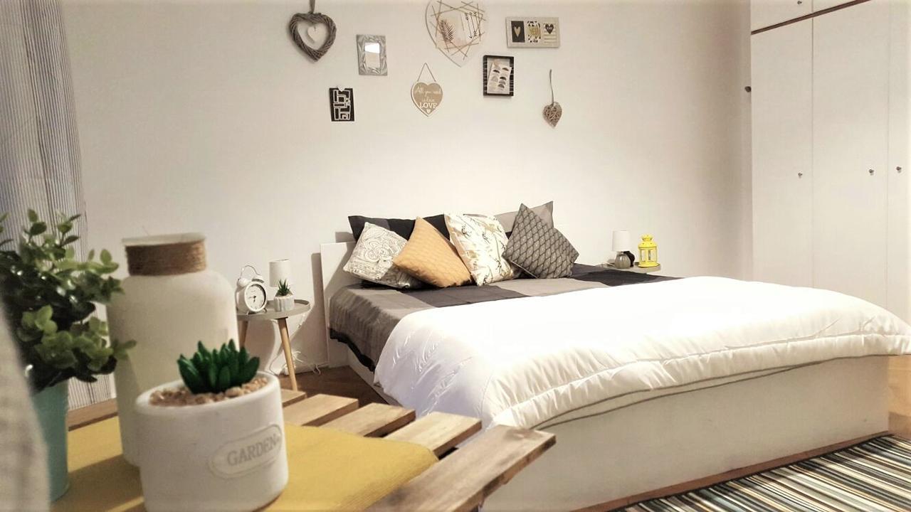 Studio Central Exer IV Bucureşti Eksteriør bilde